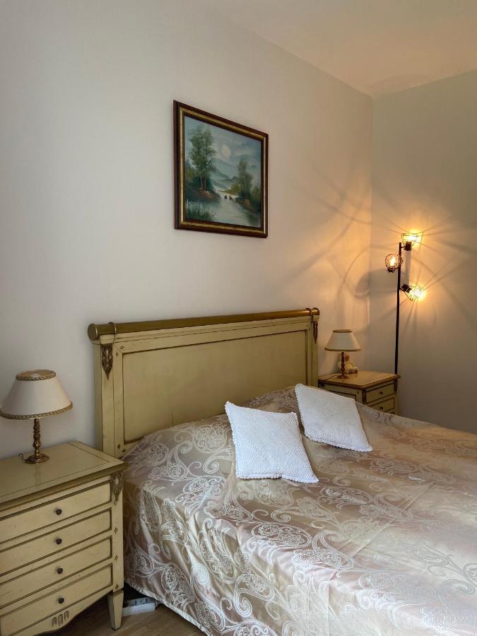 Les Grands Tilleuls Bed & Breakfast Guignes Luaran gambar